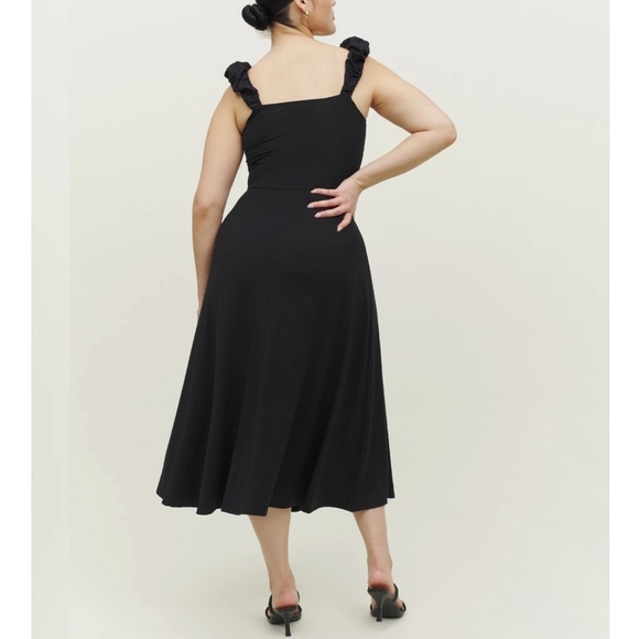 Reformation Teddy Knit Dress Midi Size Medium - Picture 3 of 10